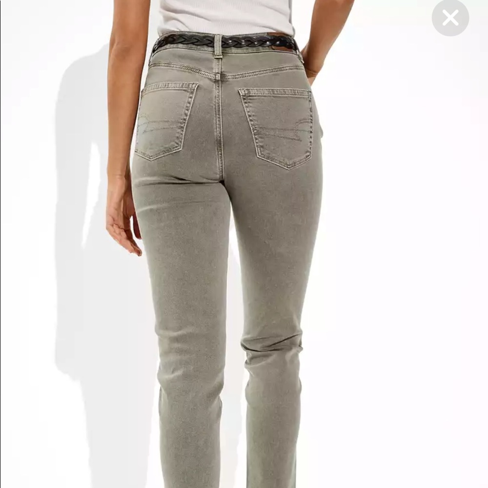 NWT AE MOM JEANS  - Olive - 12 / 31 Short Straight